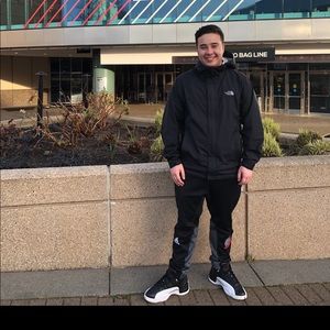 Meet your Posher, Kyle